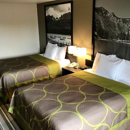 Super 8 By Wyndham Super 8 Blackfoot Ngoại thất bức ảnh